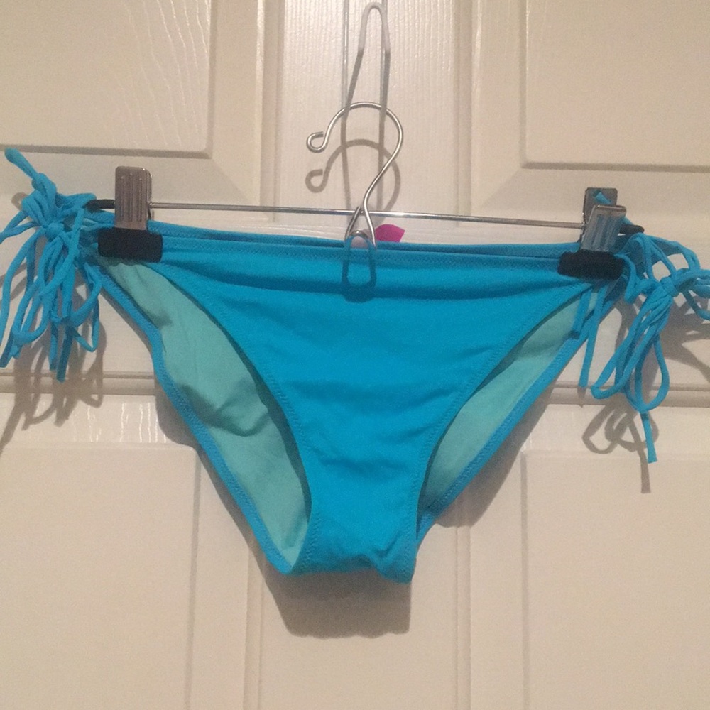 Victoria’s Secret ruched butt swimsuit bottom